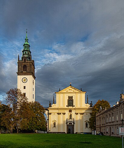 Jak do Nemocnice Litoměřice hromadnou dopravou - O místě