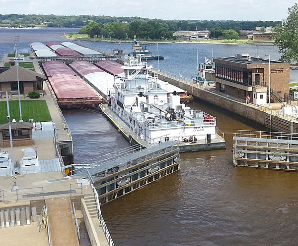 Locks and dam 15