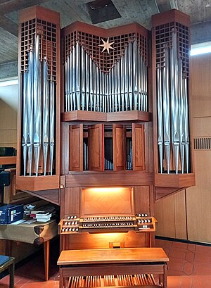 München-Obermenzing, Carolinenkirche, Jann-Orgel (1).jpg