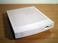 Macintosh LC III.jpg