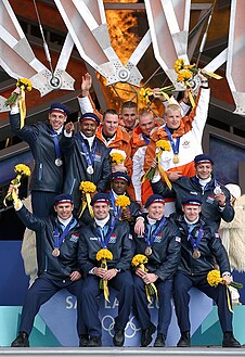 Medaillengewinner im Viererbob bei den Olympischen Spielen 2002.JPEG
