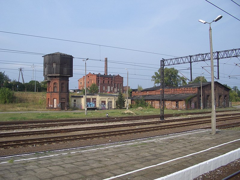 File:Mk Nakel Bahnhof.jpg