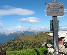 Hohe Warte and Kellerspitzen, view from south (Monte Arvenis) Monte Arvenis - panoramio.jpg