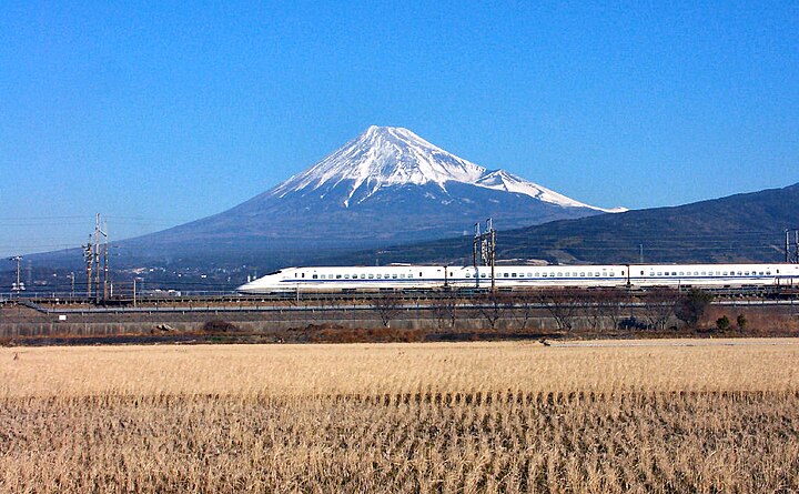 Mt.fuji_&_bullet_train_-_panoramio