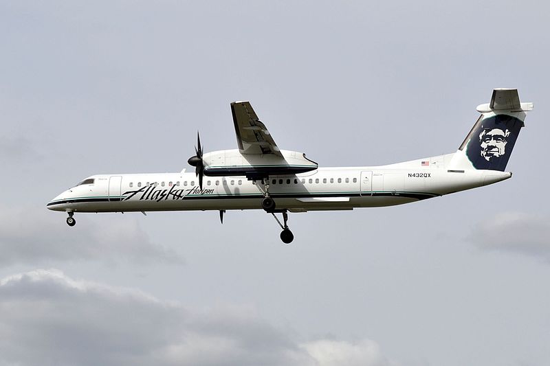 File:N432QX PDX (20615298302).jpg