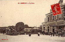 La place de la gare au début des années 1900.