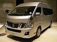 日産・NV350キャラバンの外観と室内