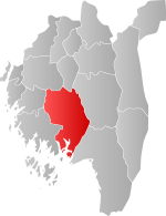 Mapa do condado de Østfold com Sarpsborg em destaque.
