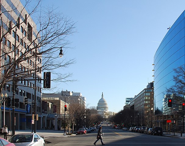 File:New Jersey Avenue in Washington, DC.jpg - Wikipedia