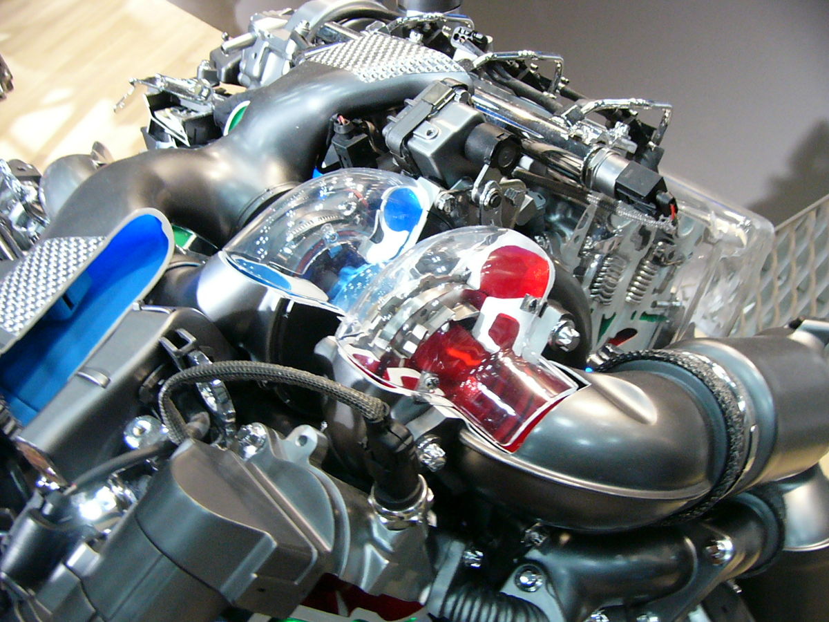 File:OM 642 turbo on.JPG - Wikipedia