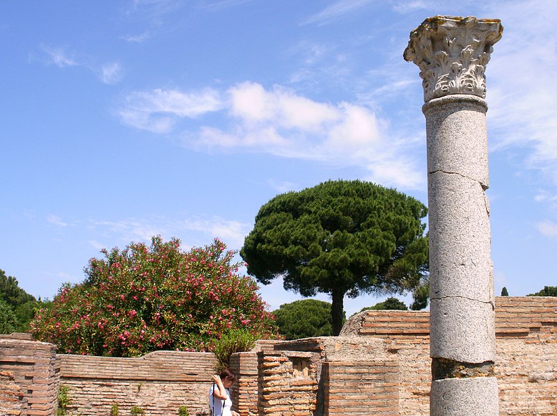 File:Ostia Antica - panoramio (4).jpg