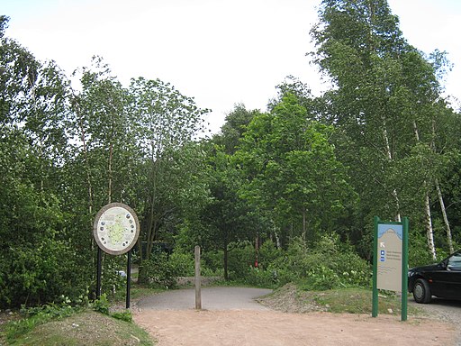 Path to Pooley Heritage Centre - geograph.org.uk - 2432655