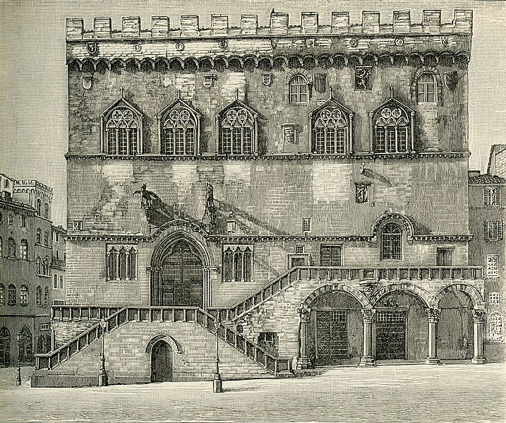 File:Perugia Palazzo Pubblico lato nord.jpg