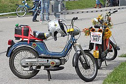 Piaggio Boxer 2 Alpe di Neggia 050915.jpg