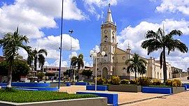 Praça Francisco Marques de Souza e Igreja Matriz de Nossa Senhora da Conceição