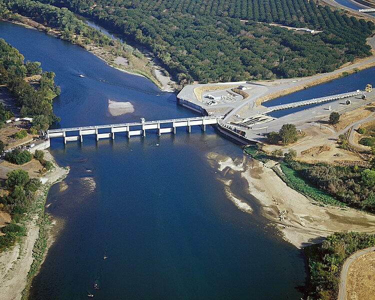 File:Red Bluff Diversion Dam aerial view (51719098799).jpg