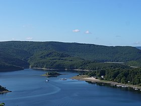 A Lac de la Rour cikk illusztráló képe