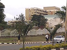 Photograph of the Chamber of Deputies with highway in the foreground