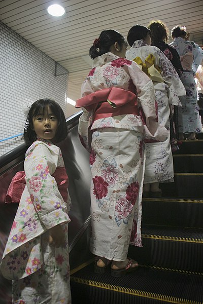 File:SAKURAKO - YUKATA girls! (14769565773).jpg