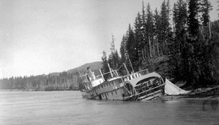 BX sunk at Woodpecker 1919 SS BX Sunk at Woodpecker.gif