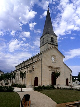 Saint-Nicolas-de-Bourgueil église.jpg