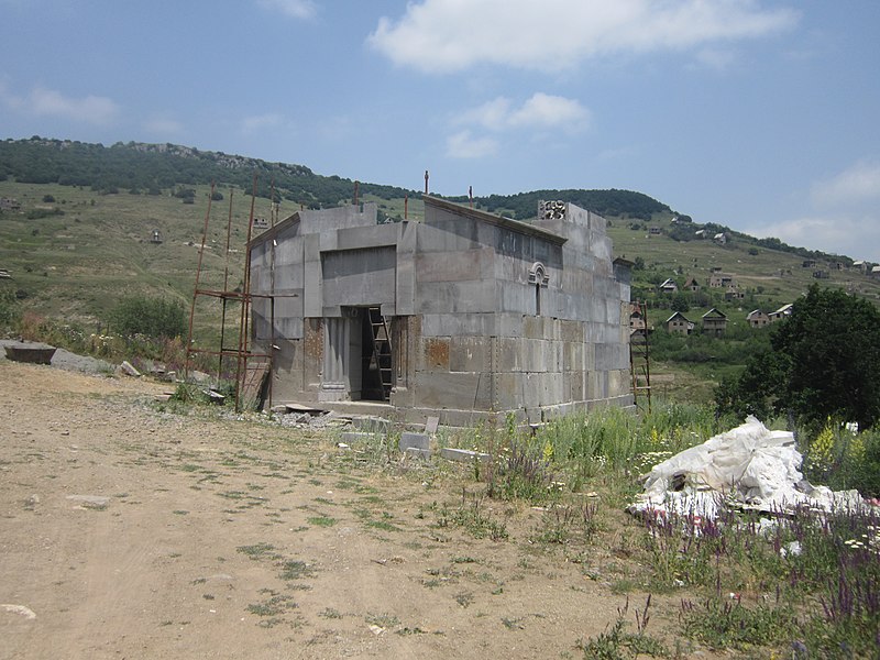 File:Saint Right Monastery in Hrazdan (Aghbyurak) Սուրբ Աջ վանական համալիր 18.JPG