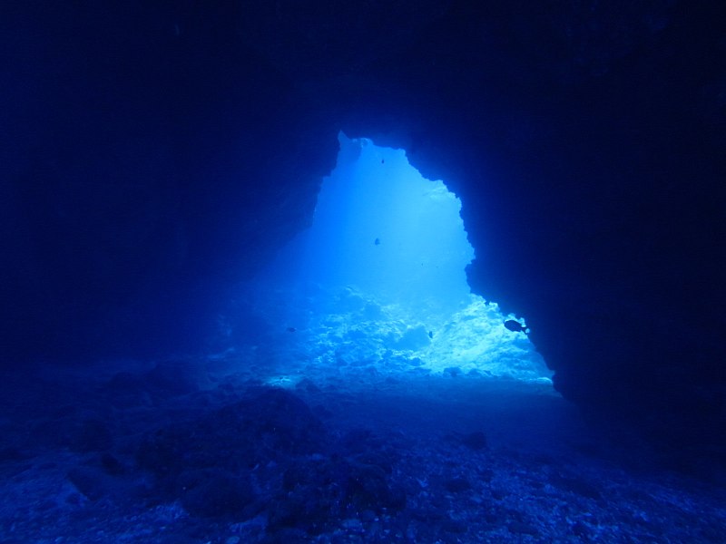 File:Saipan Grotto Underwater.jpg