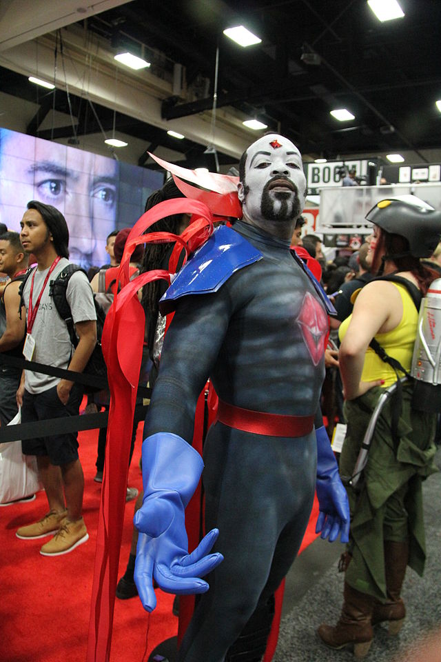 File:San Diego Comic-Con 2014 - Mr Sinister (14585124127).jpg - Wikimedia C...