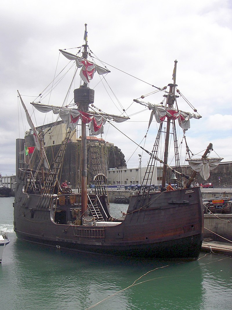 Histoire des bateaux 800px-Santa-Maria