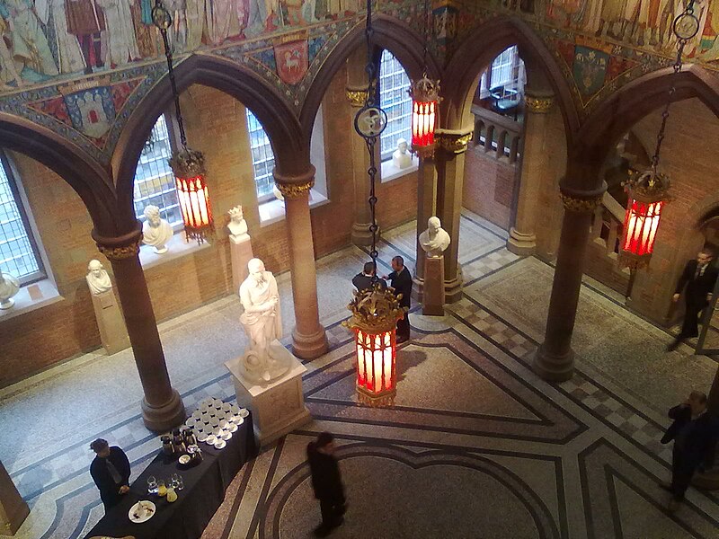 File:Scottish National Portrait Gallery - view down into Grand Hall 02.jpg