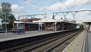 Shenfield railway station MMB 02.jpg