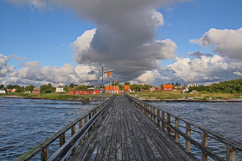 File:Snogebaek view from Harbour to Town, Denmark.jpg