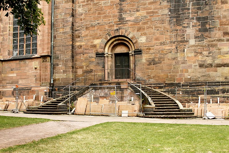 File:South entrance - Worms Cathedral - Worms - Germany 2017.jpg