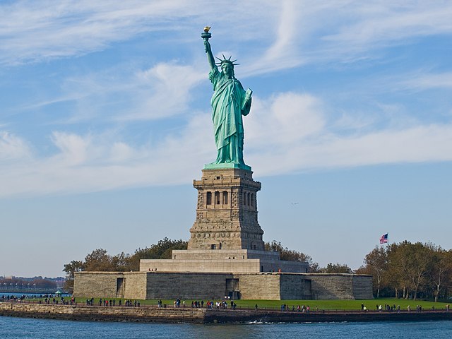 Welches Land schenkte den USA die Freiheitsstatue?