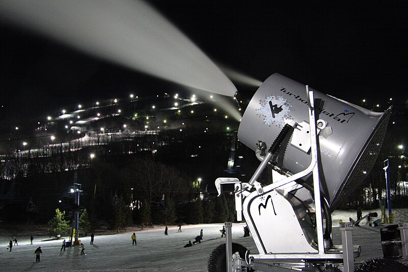 Snowmaking - Wikipedia