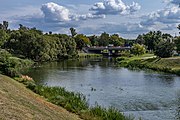 English: Svislač river near Dzianisaŭskaja street. Minsk, Belarus Беларуская: Рака Свіслач каля вуліцы Дзянісаўскай. Мінск, Беларусь Русский: Река Свислочь около улицы Денисовской. Минск, Беларусь