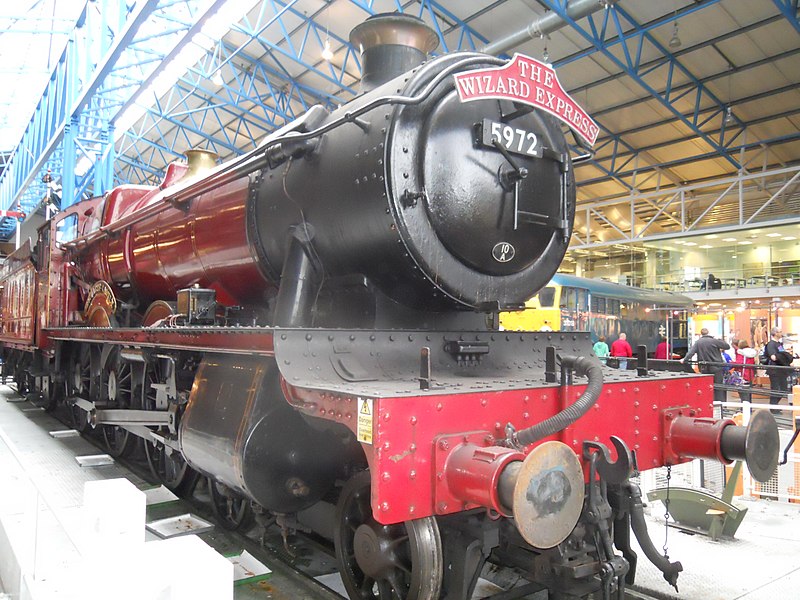 File:The "Harry Potter" steam engine (7469807128).jpg