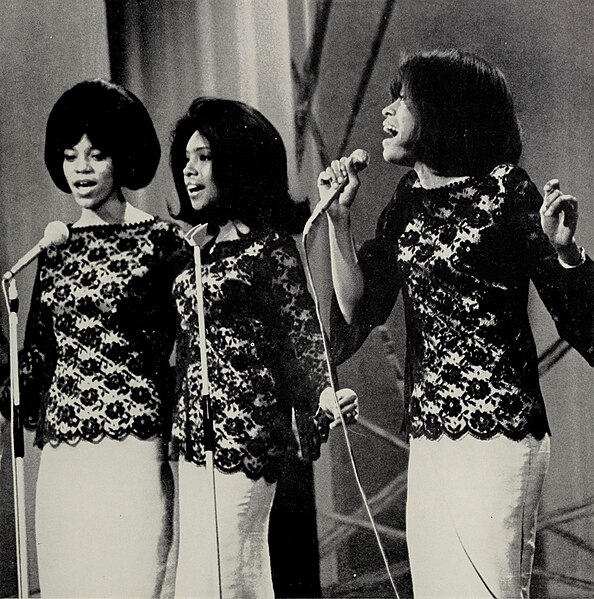 The Supremes on the cover of Cash Box, 31 July 1965
