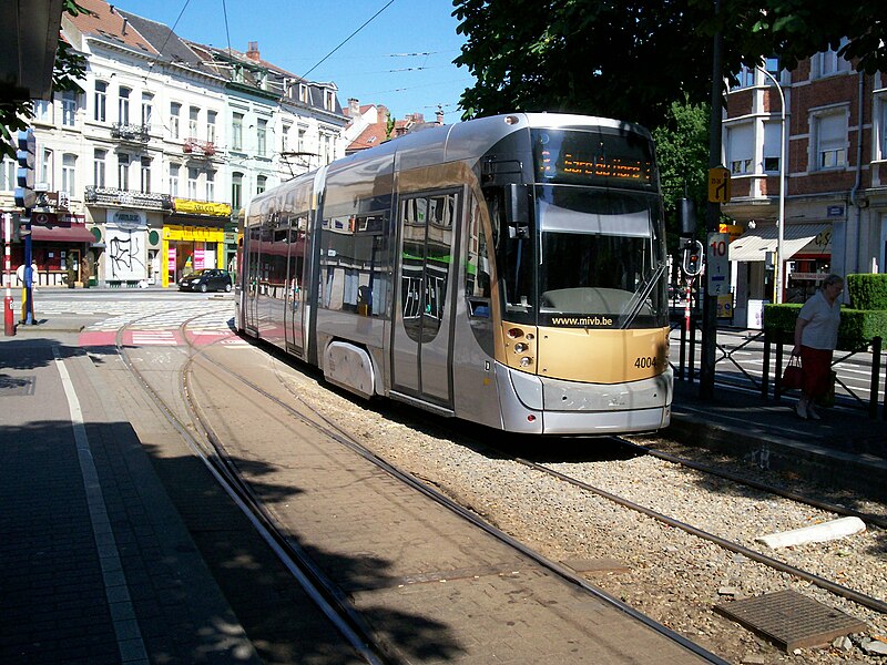 File:TramBrussels ligne3 Vanderkindere2.JPG