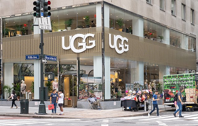 UGG  INC STYLE