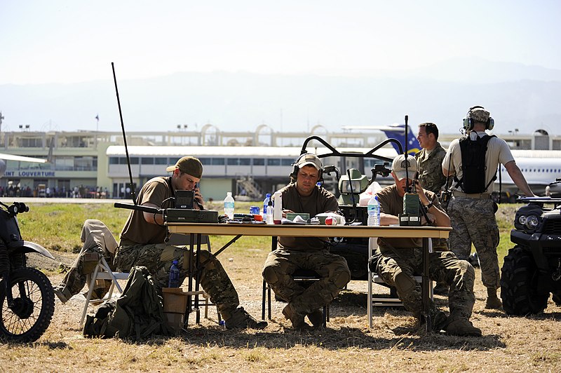 File:USAF Combat Control Team at Toussaint L'Ouverture Airport2.JPG