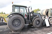 Valtra N163 Kokonaisturvallisuus 2015 01.JPG