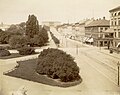 Karl Johans gate i Kristiania (no Oslo) med Slottet i bakgrunnen, ca. 1890