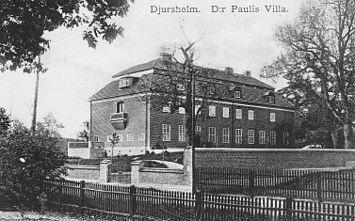 Villa Pauli på äldre vykort. Till vänster: fasad mot syd, till höger: fasad mot norr.