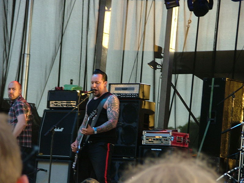 File:Volbeat Summerbreeze2007 02.jpg