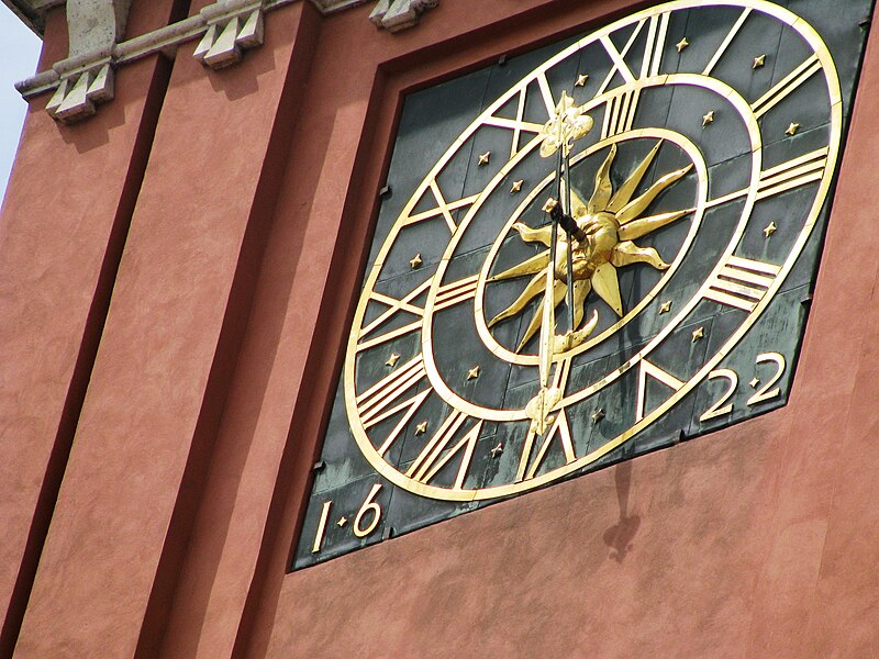 File:Warsaw Clock Detail.JPG