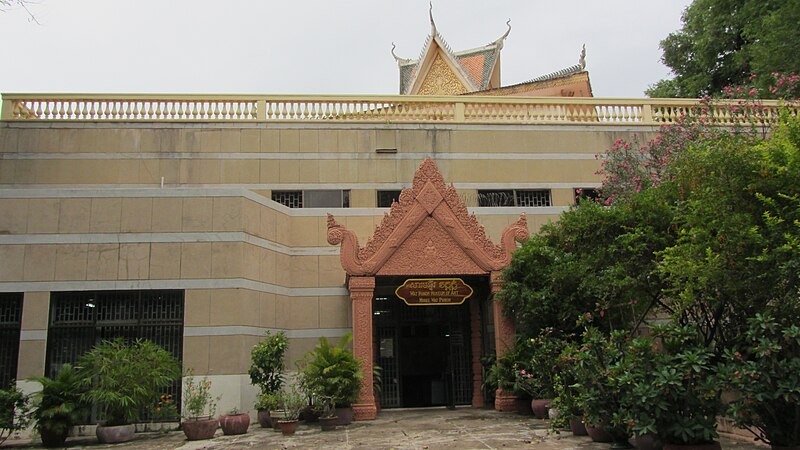 File:Wat Phnom Museum.JPG