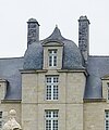 Château du Coscro : l'avant-corps et son toit à l'impériale.