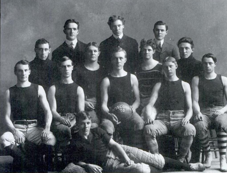 1903 Wisconsin basketball team (Steinmetz in middle holding ball)