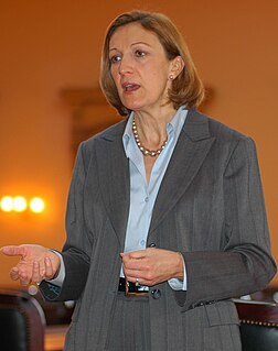 <span class="mw-page-title-main">Jennifer Brunner</span> American attorney, politician and judge